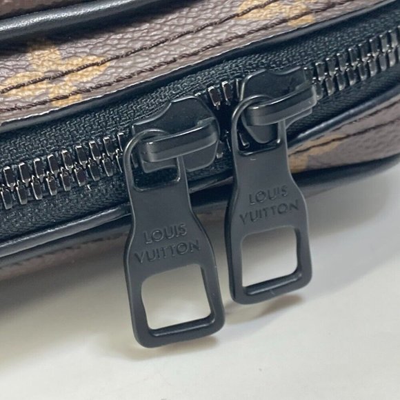 LOUIS VUITTON Monogram Solar Ray Utility Side Bag Crossbody Shoulder Bag - Picture 2 of 16